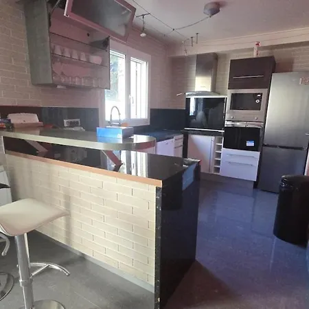 Beautiful Family House Near Paris Holiday home Villeneuve-Saint-Georges