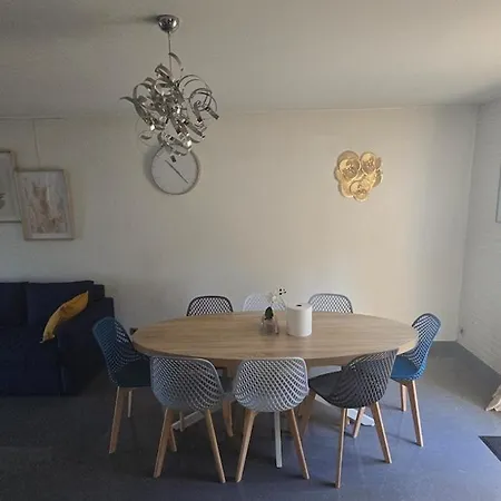 Beautiful Family House Near Paris Holiday home *
